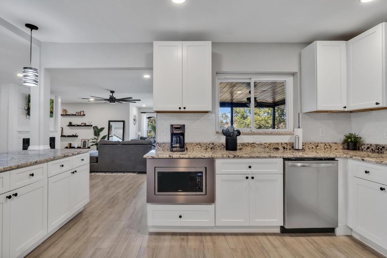Modern Lake Front Casita Near Winter Park! ออร์ลันโด ภายนอก รูปภาพ
